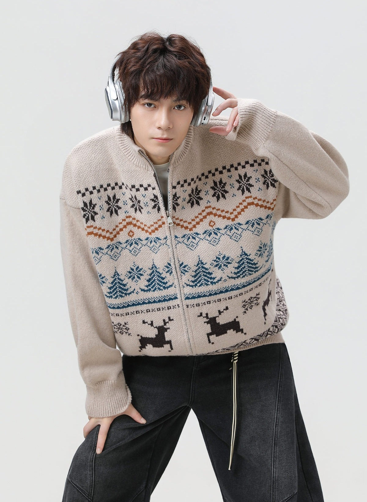 Autumn and winter new men's Fair Island jacquard cardigan, retro ethnic style soft waxy texture knitted coat