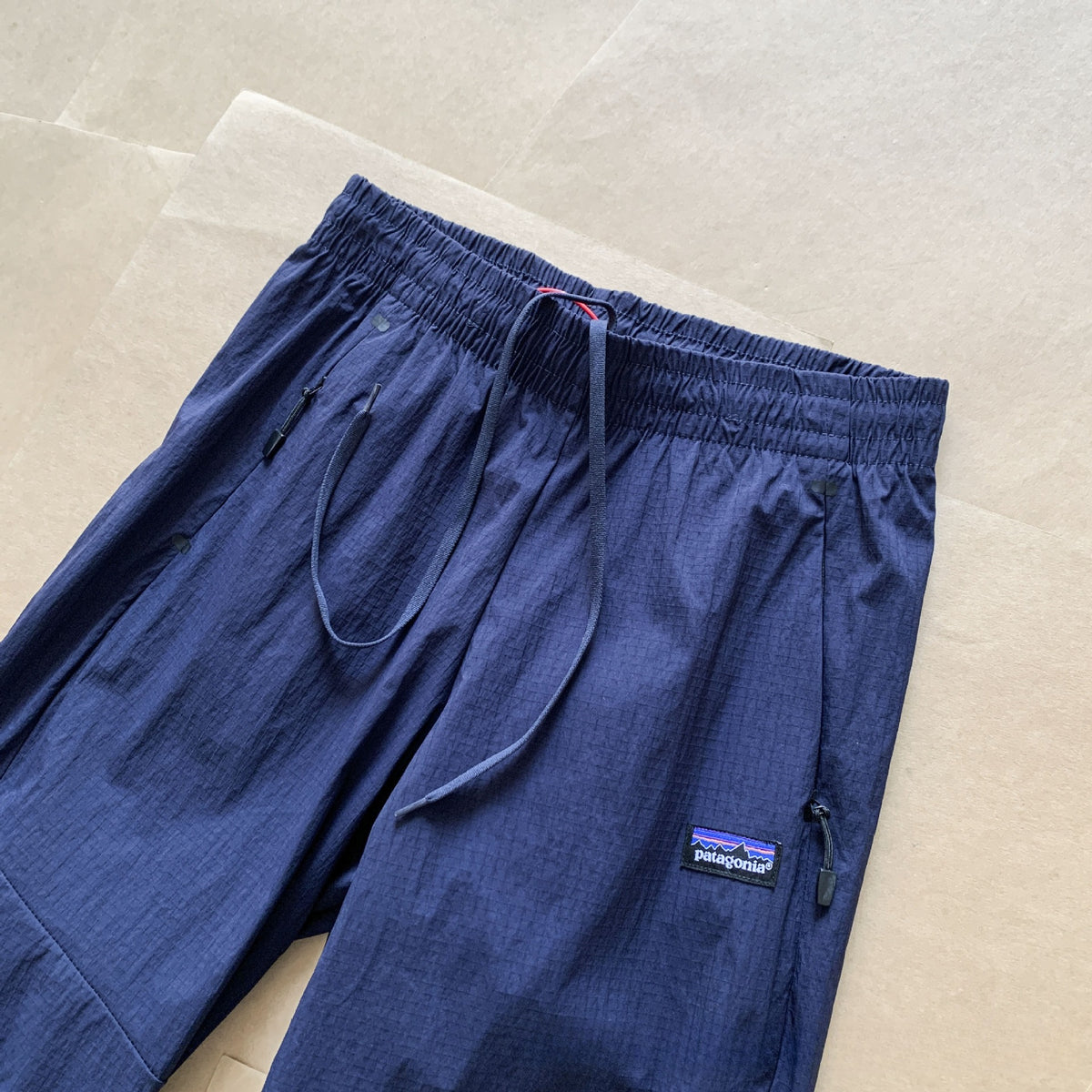Patagonia lightweight quick-drying anti-splash multi-zipper leggings