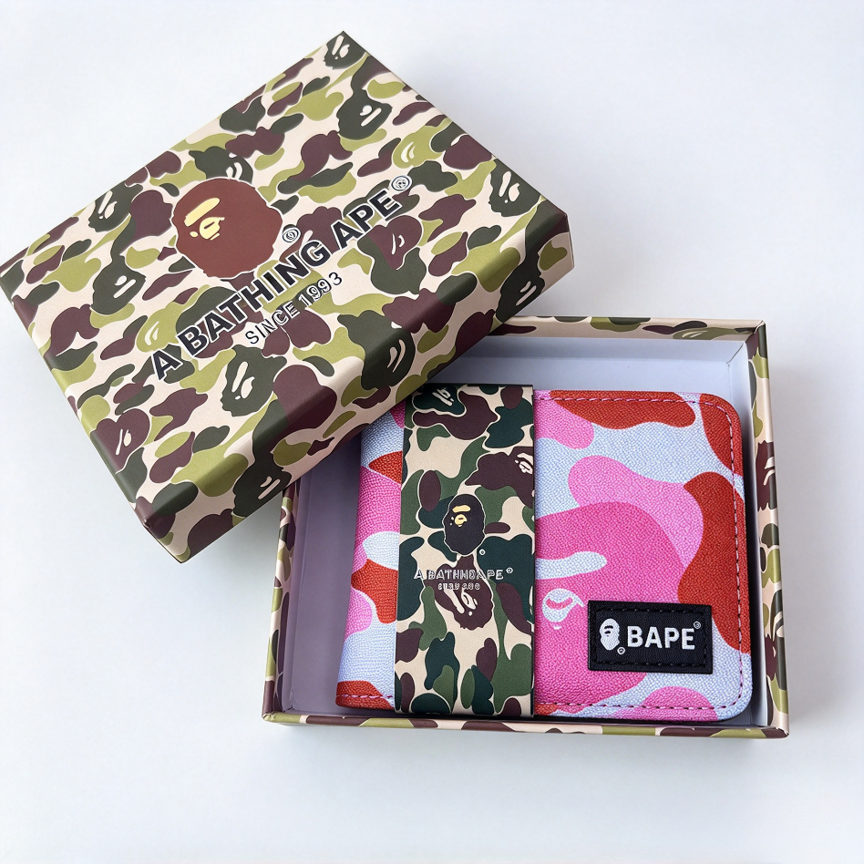 BAPE camo bifold wallet，A Bathing Ape short wallet