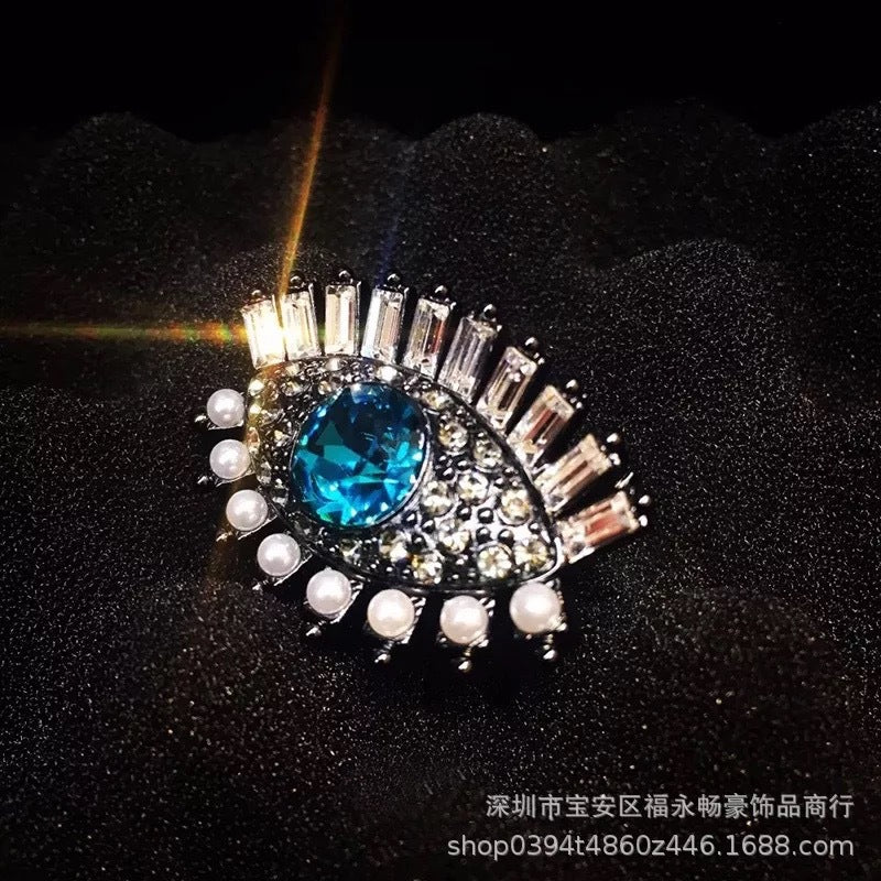 Diamond-encrusted alloy evil eye brooch accessory