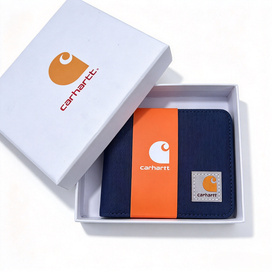 Carhart short wallet, waterproof fabric is strong and durable