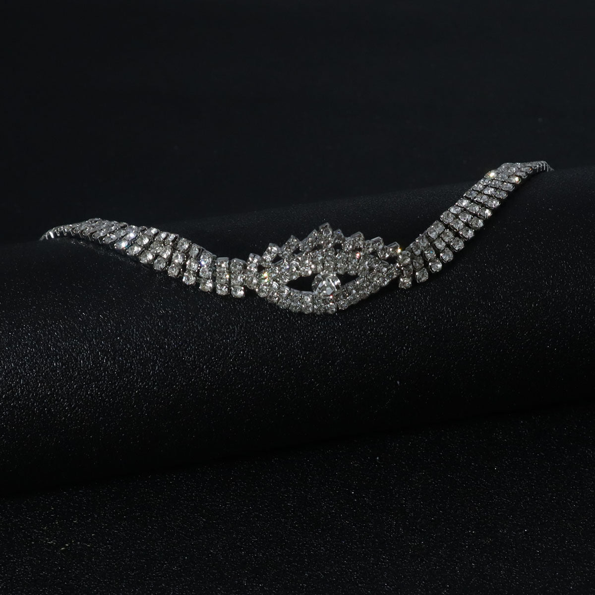 Sexy anklet with evil eye design and rhinestone inlay