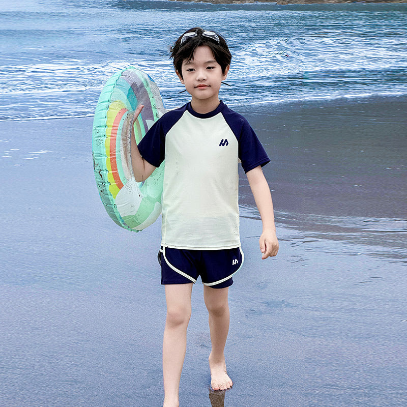 Boys' antibacterial and UV-proof split swimsuit set