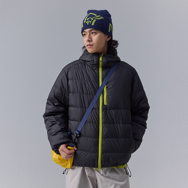 Lightweight contrasting color hooded down jacket