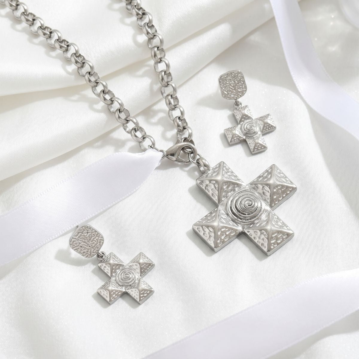 Nature Cast Metalworks Cross Pendant Necklace