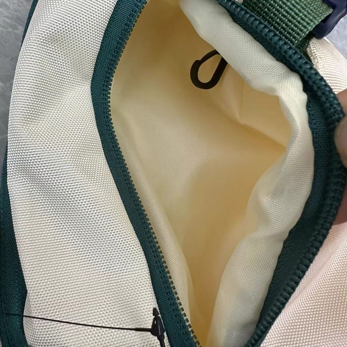 Patagonia Atom Sling Bag 8L, Outdoor Crossbody Sling Pack