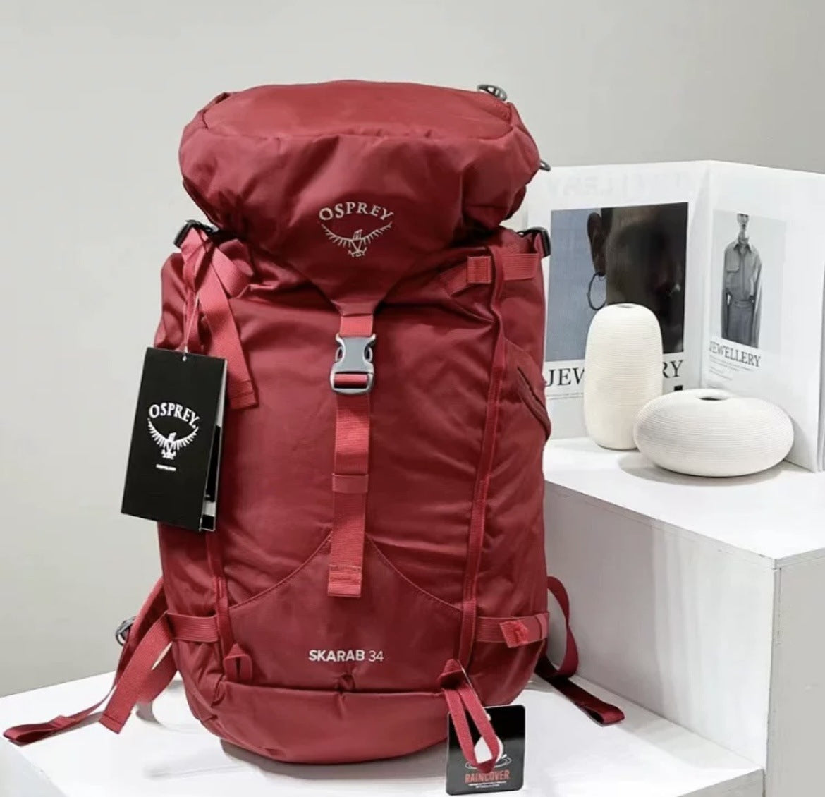 Osprey Daylite Unisex Hiking and Camping Backpack