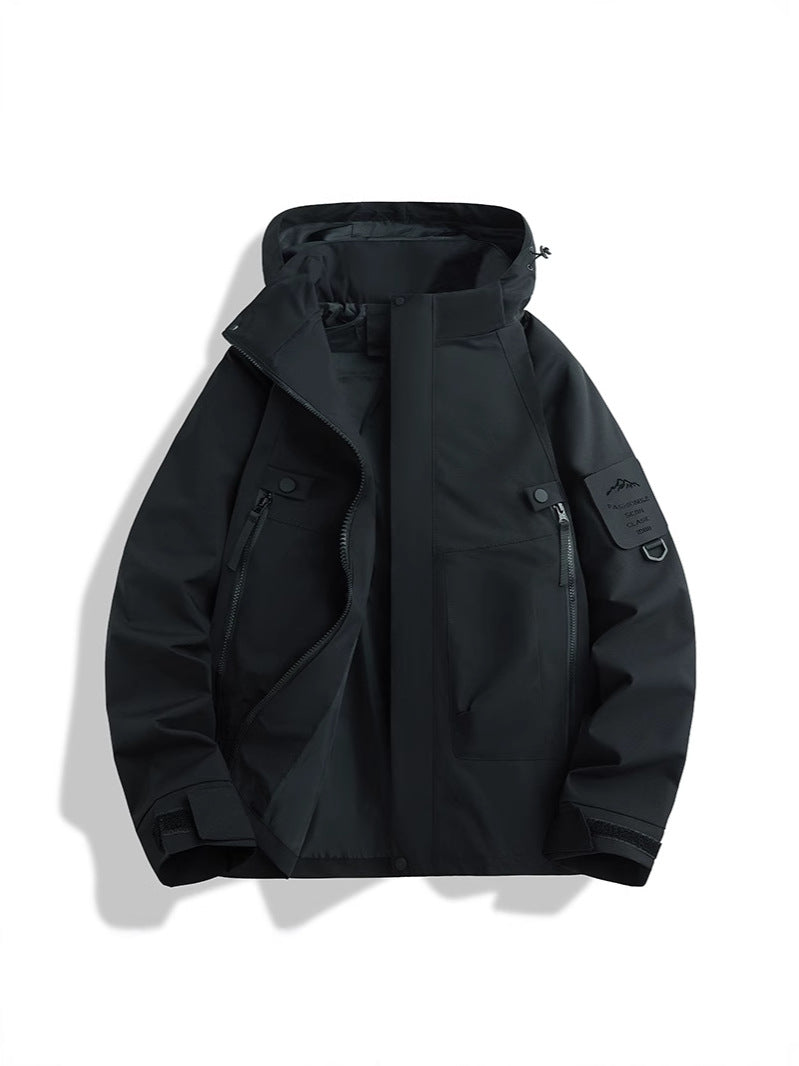 Men's outdoor lightweight mountaineering jacket: windproof and waterproof core performance, hooded style creates a fashionable sports style